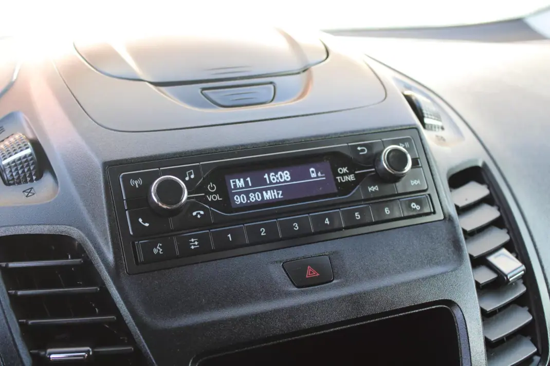 Ford Transit Connect 2021 - 13490 EUR, 172000 km - AUTO.MOTO.pt - 172000km - foto 20 de 22