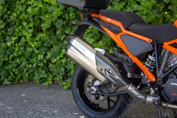 KTM 1290 Super Adventure 2023 - 17990 EUR, 16000 km - AUTO.MOTO.pt - 16000km - foto 5 de 11