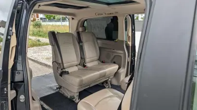 Mercedes-Benz Viano 2005 - 15500 EUR, 296429 km - AUTO.MOTO.pt - 296429km - foto 11 de 17