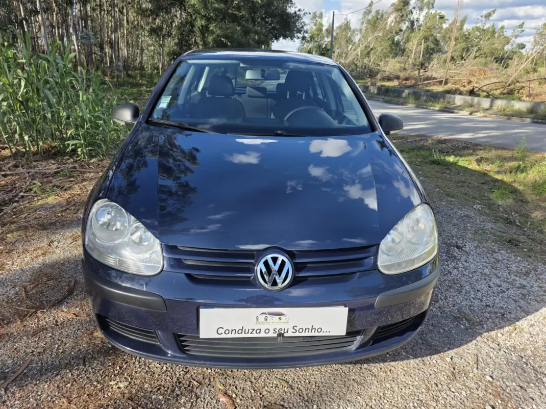 Volkswagen Golf 2007 - 7750 EUR, 296000 km - AUTO.MOTO.pt - 296000km - foto 3 de 13