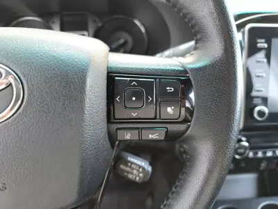 Toyota Hilux 2021 - 42500 EUR, 103000 km - AUTO.MOTO.pt - 103000km - foto 18 de 38