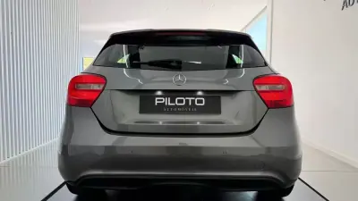 Mercedes-Benz A 180 2013 - 12990 EUR, 237399 km - AUTO.MOTO.pt - 237399km - foto 8 de 28