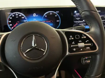 Mercedes-Benz EQB 2022 - 37750 EUR, 69000 km - AUTO.MOTO.pt - 69000km - foto 23 de 44