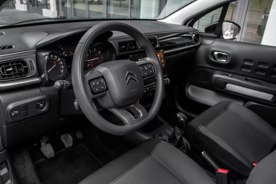 Citroën C3 2024 - 13990 EUR, 21393 km - AUTO.MOTO.pt - 21393km - foto 24 de 39