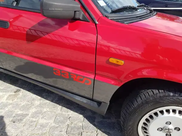 Alfa Romeo 33 1989 - 7500 EUR, 158776 km - AUTO.MOTO.pt - 158776km - foto 11 de 35