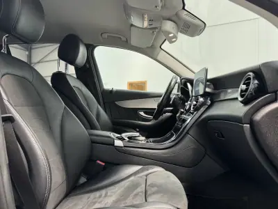 Mercedes-Benz GLC 220 2016 - 27890 EUR, 213000 km - AUTO.MOTO.pt - 213000km - foto 28 de 30
