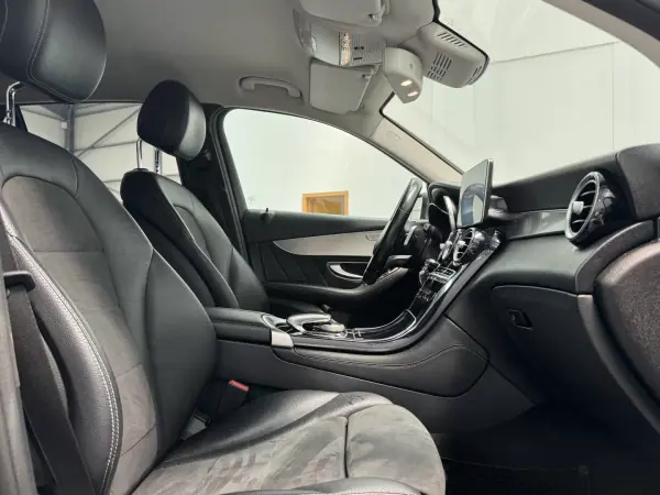 Mercedes-Benz GLC 220 2016 - 27890 EUR, 213000 km - AUTO.MOTO.pt - 213000km - foto 28 de 30