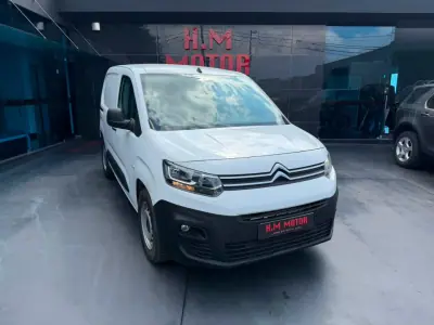 Citroën BERLINGO  VAN XL 1.5 BLUE HDI 3 LUGARES 2019 - 157000km
