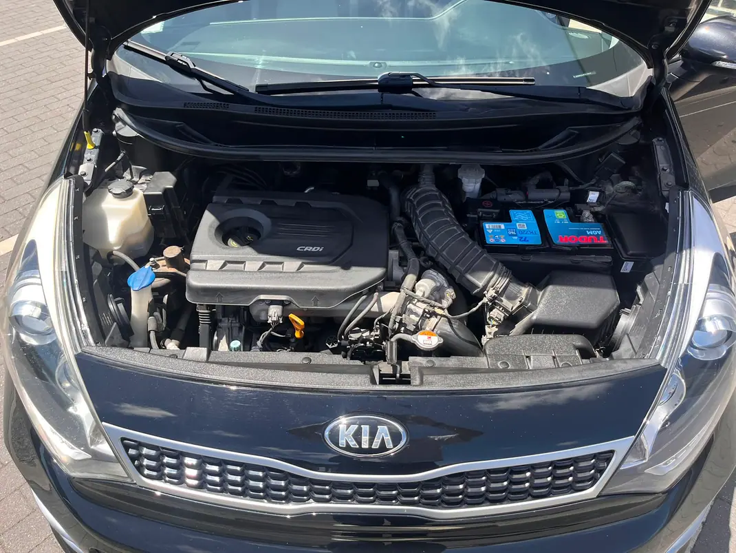 Kia Rio 2016 - 10790 EUR, 90000 km - AUTO.MOTO.pt - 90000km - foto 3 de 9