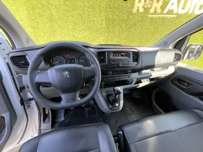 Peugeot Expert 1.5 BlueHDi L2 IVA DEDUTÍVEL 2020 - 16500 EUR, 135000 km - AUTO.MOTO.pt - 135000km - foto 3 de 17