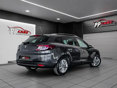 Renault Mégane Sport Tourer 2009 - 10450 EUR, 160000 km - AUTO.MOTO.pt - 160000km - foto 57 de 60