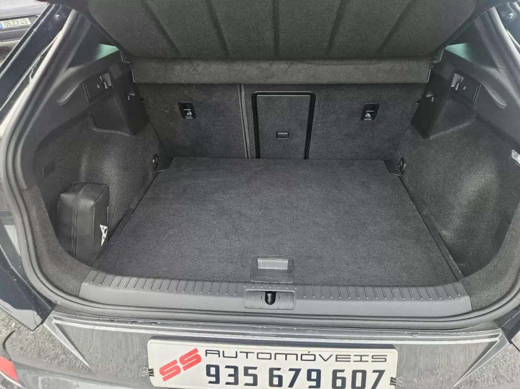 Cupra Formentor 2021 - 25500 EUR, 92701 km - AUTO.MOTO.pt - 92701km - foto 26 de 66