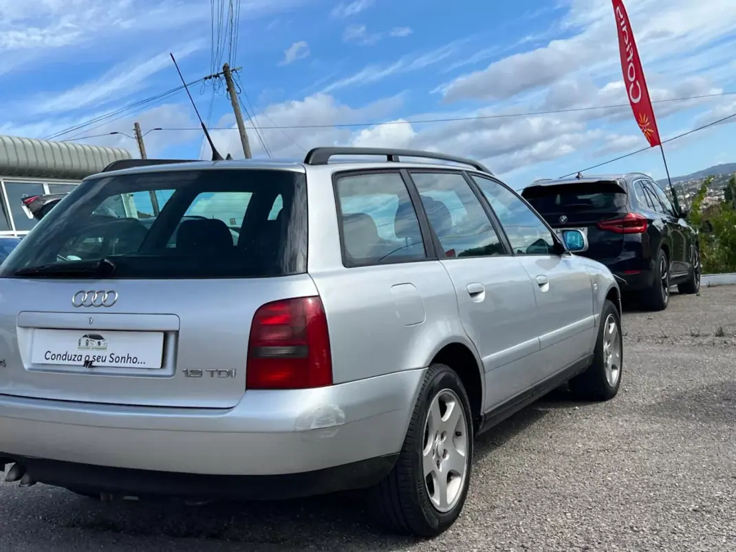 Audi A4 2004 - 4500 EUR, 400000 km - AUTO.MOTO.pt - 400000km - foto 2 de 18