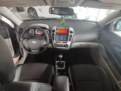 Kia Ceed SW 2007 - 4150 EUR, 296000 km - AUTO.MOTO.pt - 296000km - foto 19 de 33