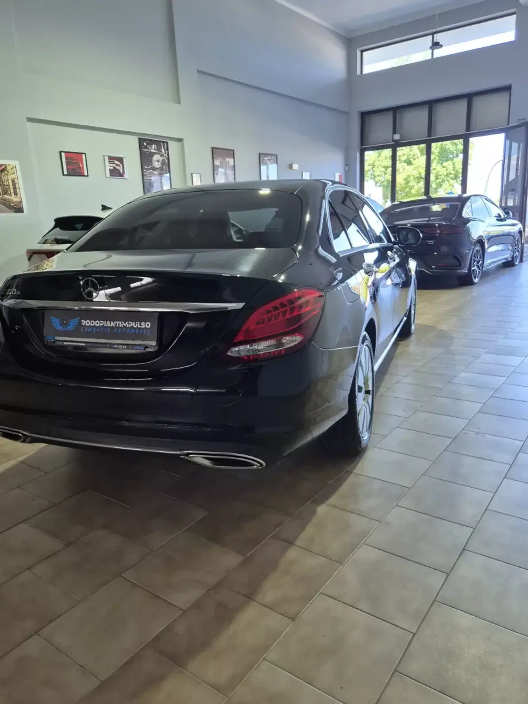 Mercedes-Benz C 300 2020 - 24750 EUR, 103000 km - 103000km - foto 7 de 36