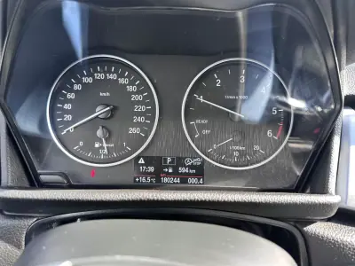 BMW 216 Gran Tourer 2015 - 14900 EUR, 180000 km - AUTO.MOTO.pt - 180000km - foto 30 de 77
