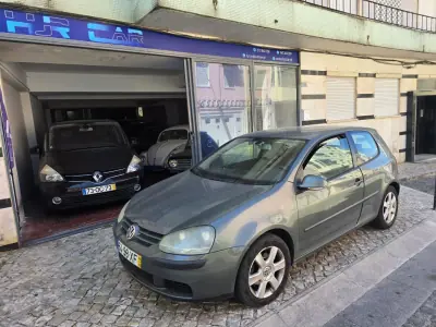 Volkswagen Golf 2004 - 160000km