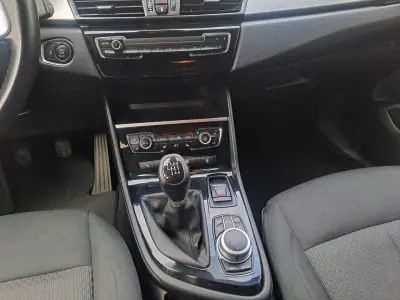 BMW 216 Gran Tourer 2019 - 16500 EUR, 100000 km - AUTO.MOTO.pt - 100000km - foto 13 de 27