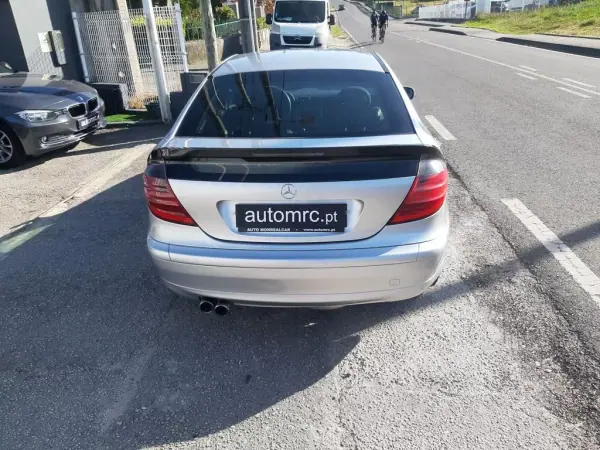 Mercedes-Benz C 180 2003 - 7000 EUR, 173500 km - AUTO.MOTO.pt - 173500km - foto 9 de 32