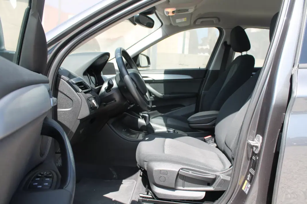 BMW X1 2021 - 22980 EUR, 98000 km - 98000km - foto 10 de 18