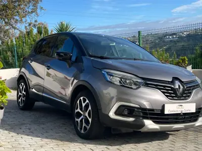 Renault Captur 2019 - 16990 EUR, 90898 km - AUTO.MOTO.pt - 90898km - foto 4 de 37