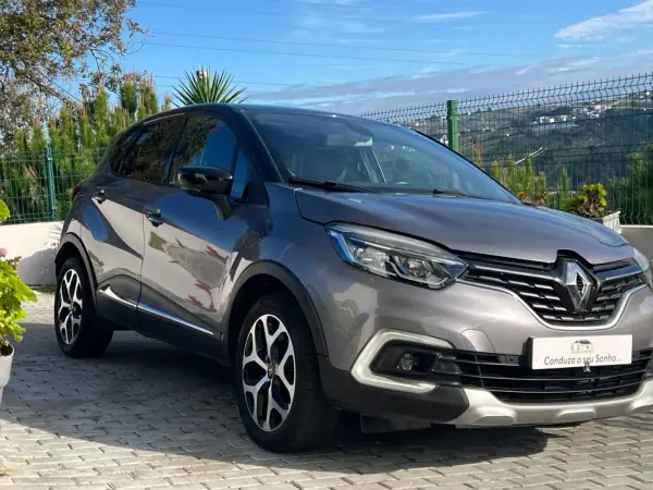 Renault Captur 2019 - 16990 EUR, 90898 km - AUTO.MOTO.pt - 90898km - foto 4 de 37