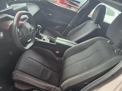 Peugeot 308 SW 2022 - 13999 EUR, 137000 km - AUTO.MOTO.pt - 137000km - foto 7 de 18