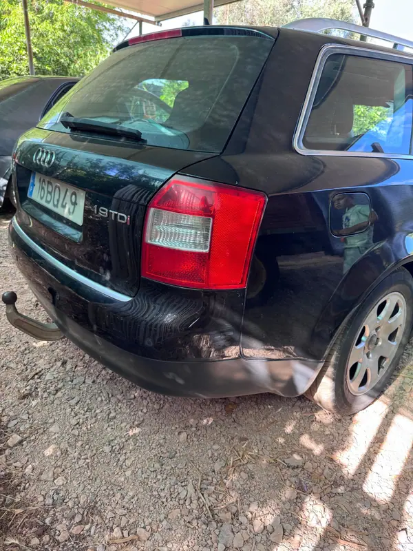 Audi A4 Avant 2003 - 5100 EUR, 366500 km - 366500km - foto 14 de 14