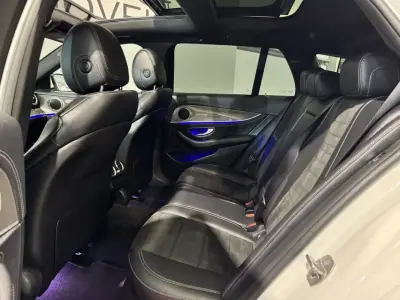 Mercedes-Benz E 220 2017 - 23900 EUR, 348000 km - AUTO.MOTO.pt - 348000km - foto 32 de 58