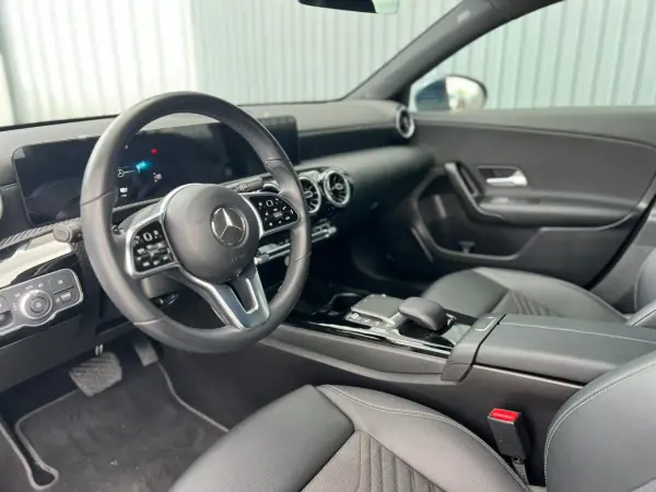 Mercedes-Benz A 250e 2022 - 28750 EUR, 42690 km - AUTO.MOTO.pt - 42690km - foto 9 de 20
