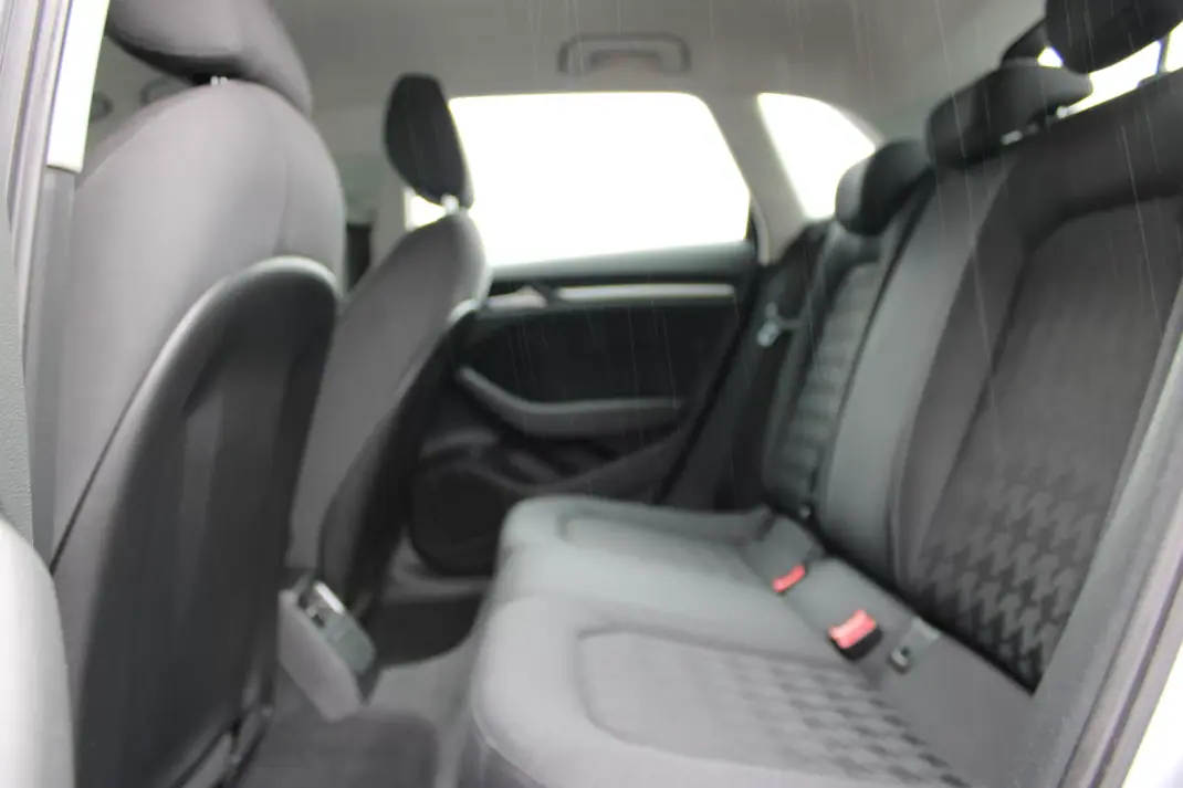 Audi A3 Sportback 2014 - 10900 EUR, 183539 km - AUTO.MOTO.pt - 183539km - foto 16 de 19