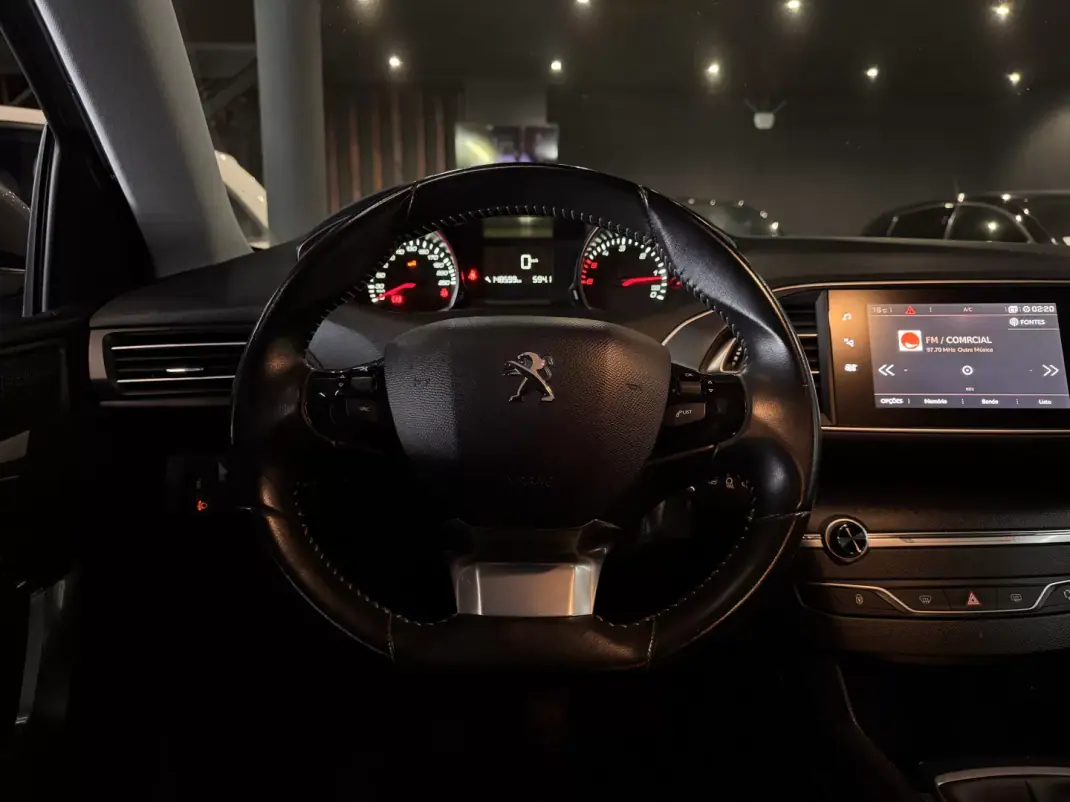 Peugeot 308 SW 2020 - 13490 EUR, 149900 km - AUTO.MOTO.pt - 149900km - foto 16 de 34