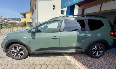 Dacia Jogger 2024 - 16950 EUR, 57000 km - AUTO.MOTO.pt - 57000km - foto 6 de 26