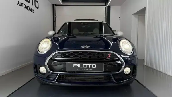 MINI Clubman 2016 - 18000 EUR, 196000 km - AUTO.MOTO.pt - 196000km - foto 2 de 27