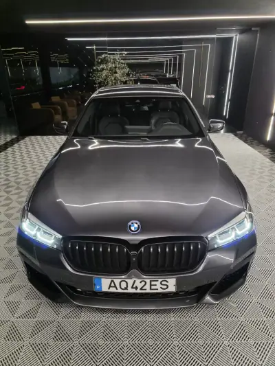 BMW 530 2022 - 31750 EUR, 157000 km - AUTO.MOTO.pt - 157000km - foto 9 de 30