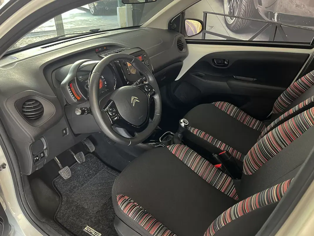 Citroën C1 2020 - 9800 EUR, 67008 km - AUTO.MOTO.pt - 67008km - foto 6 de 19
