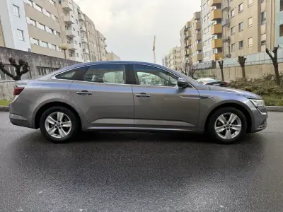Renault Talisman 2018 - 10450 EUR, 197000 km - AUTO.MOTO.pt - 197000km - foto 7 de 14