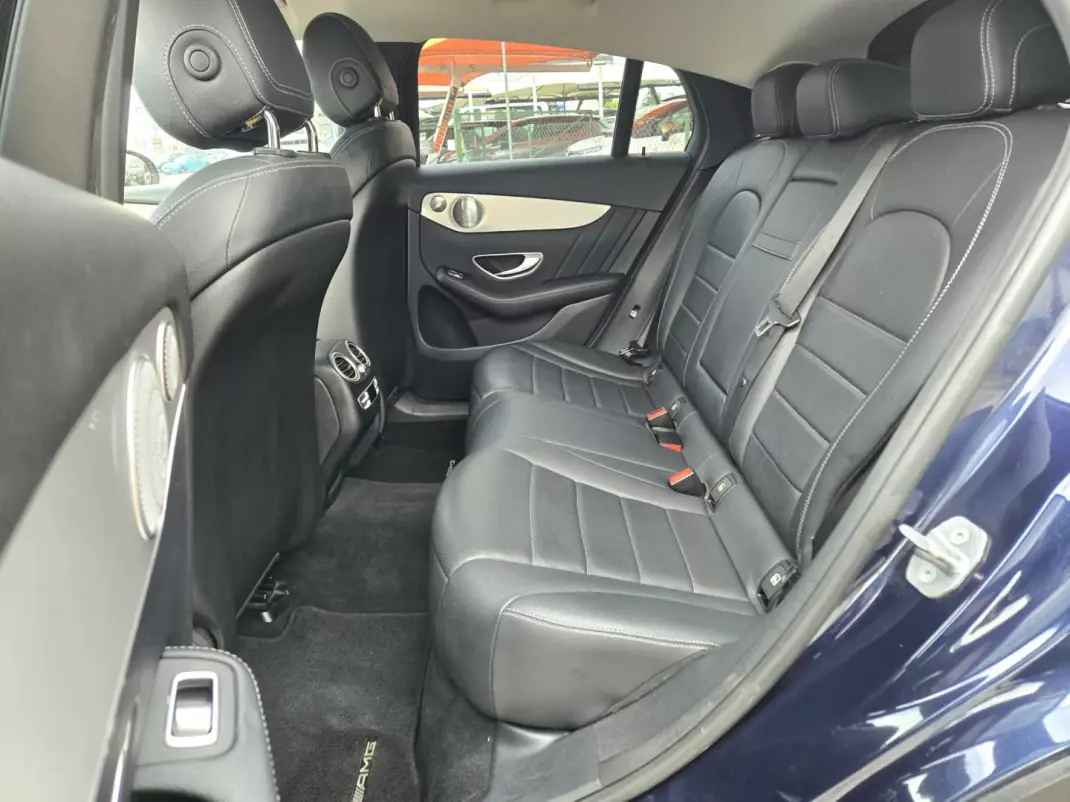 Mercedes-Benz GLC 350 2018 - 36950 EUR, 144009 km - AUTO.MOTO.pt - 144009km - foto 9 de 10