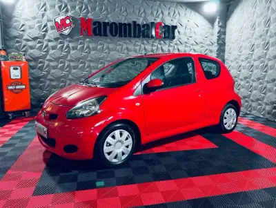 Toyota Aygo 2009 - 4990 EUR, 96384 km - AUTO.MOTO.pt - 96384km - foto 11 de 26