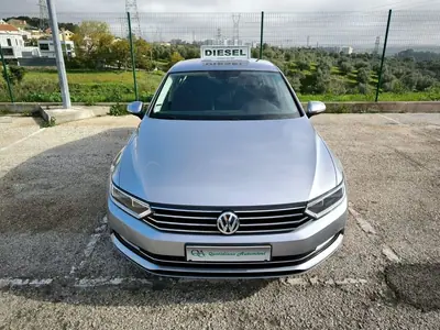 Volkswagen Passat 2019 - 18950 EUR, 155079 km - AUTO.MOTO.pt - 155079km - foto 17 de 60