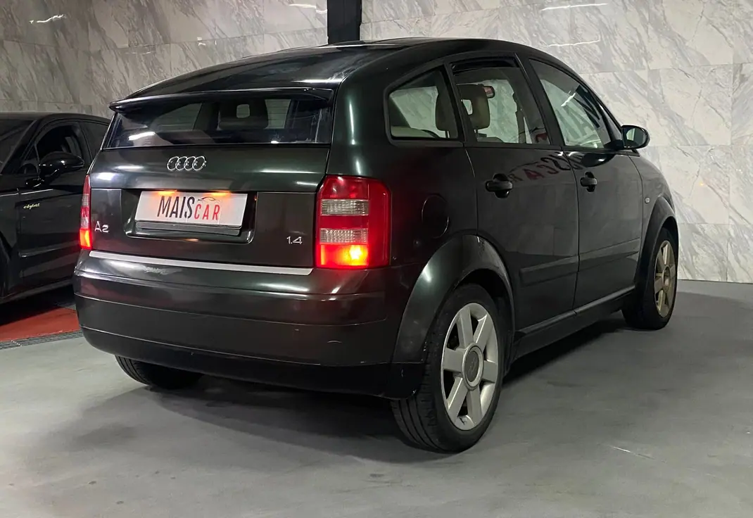 Audi A2 2000 - 2250 EUR, 206000 km - AUTO.MOTO.pt - 206000km - foto 4 de 20