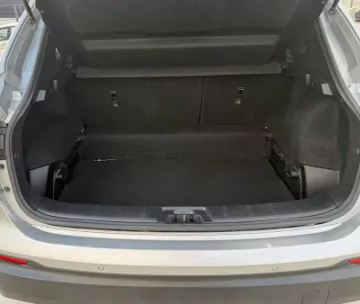 Nissan Qashqai 2018 - 18990 EUR, 111000 km - AUTO.MOTO.pt - 111000km - foto 35 de 39