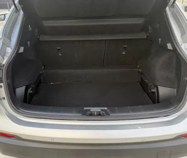 Nissan Qashqai 2018 - 18990 EUR, 111000 km - AUTO.MOTO.pt - 111000km - foto 35 de 39