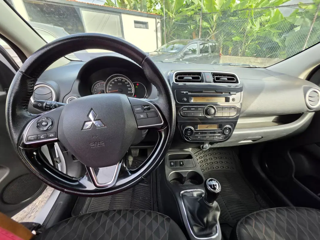 Mitsubishi Space Gear 2021 - 10950 EUR, 57400 km - 57400km - foto 4 de 6