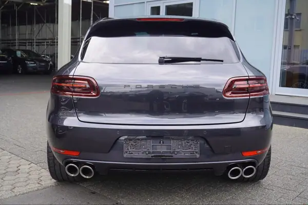 Porsche Macan 2017 — foto 2 de 15