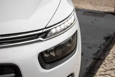 Citroën C4 Spacetourer 2019 - 10550 EUR, 304577 km - AUTO.MOTO.pt - 304577km - foto 8 de 45