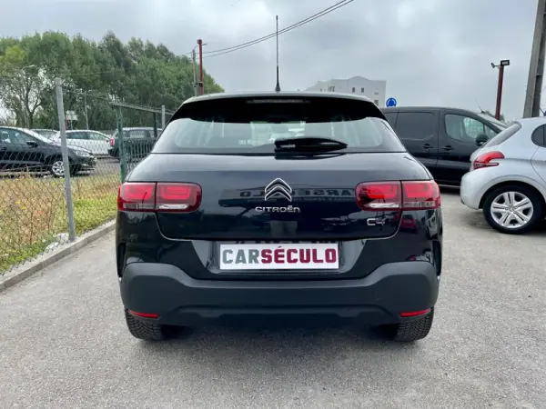 Citroën C4 Cactus 2018 - 13950 EUR, 108880 km - AUTO.MOTO.pt - 108880km - foto 6 de 34