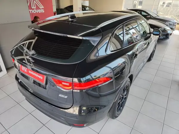 Jaguar F-Pace 2017 - 19750 EUR, 156000 km - AUTO.MOTO.pt - 156000km - foto 14 de 43