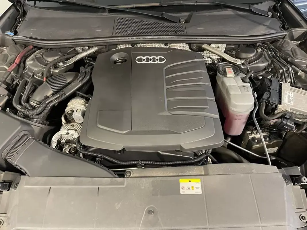 Audi A6 Avant 2021 - 30500 EUR, 127000 km - 127000km - foto 34 de 35