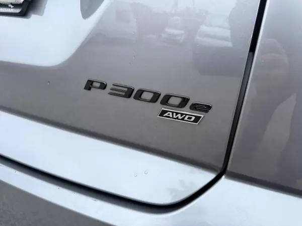 Jaguar E-Pace 2023 - 45500 EUR, 40380 km - AUTO.MOTO.pt - 40380km - foto 16 de 38